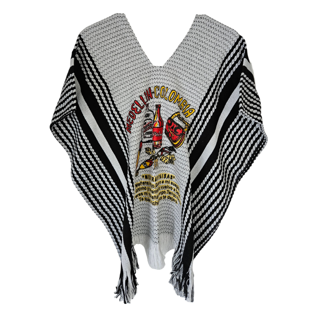 Discover the Magic of Authentic Elegance: Colombian Ponchos of Excellence, where Beauty intertwines with Quality, Dress with Style and Tradition!