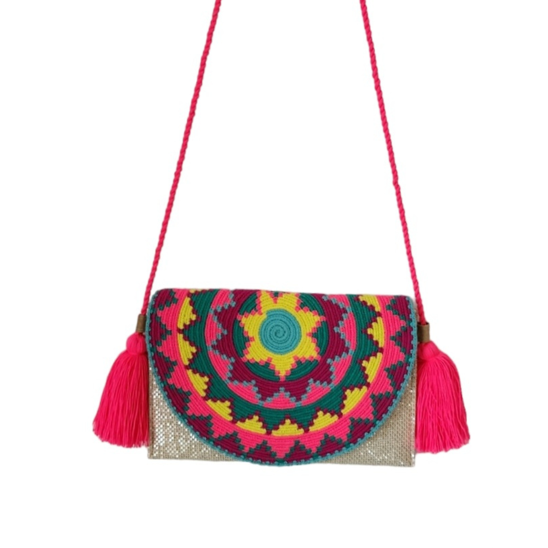 Wayuu wallet type envelope 100% Colombian handmade, casual wallet Unique design